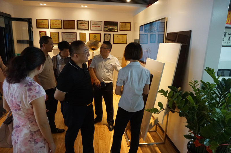 家居产业链执行会长李江先生一行人莅临黄桃视频在线观看高清免费化工参观指导